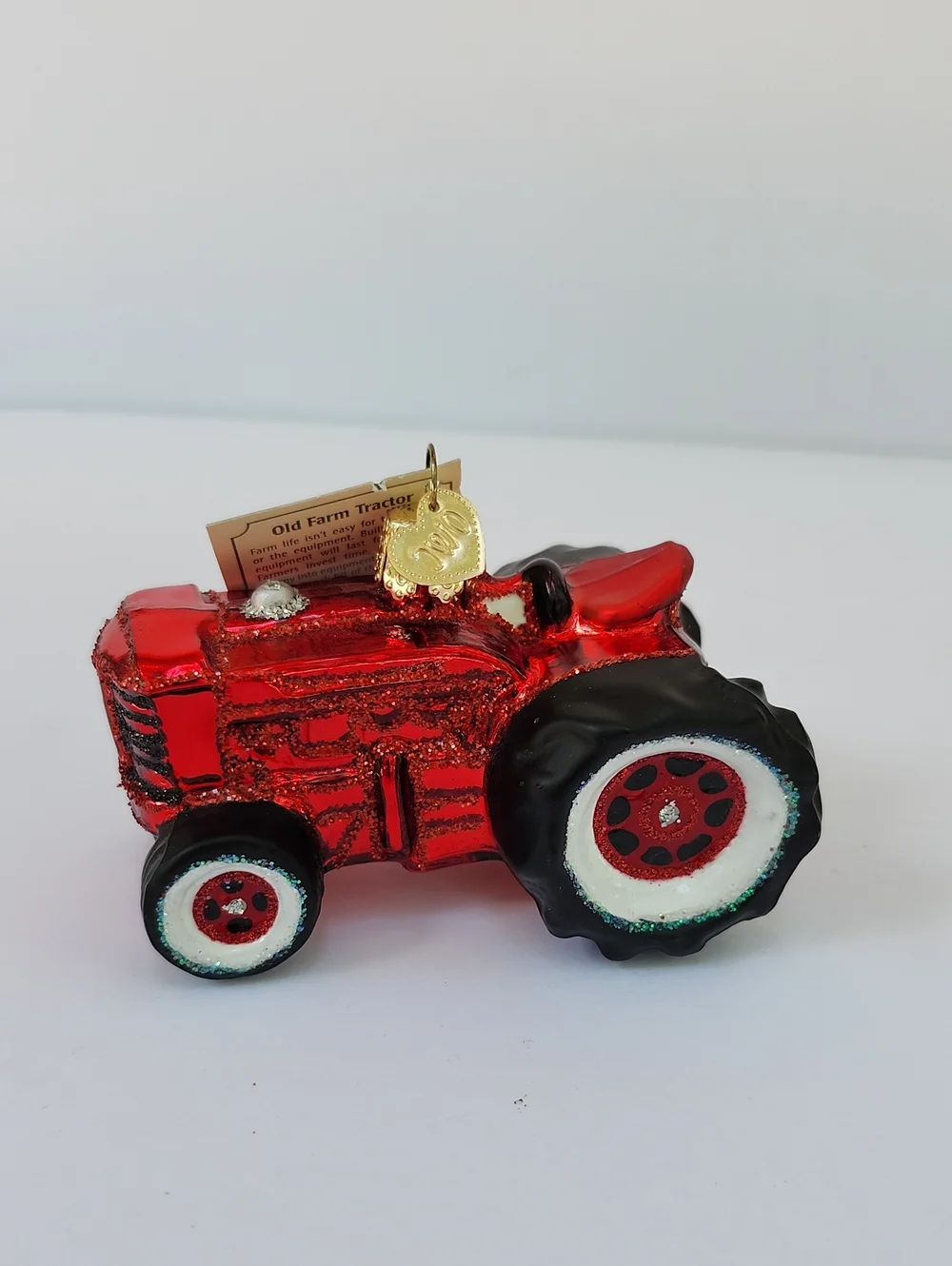 NWT OLD WORLD CHRISTMAS FARM TRACTOR HAND BLOWN ORNAMENT